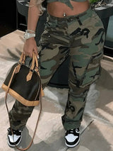 Lovemi - LW ​​Cargohose in Übergröße mit Camouflage-Print und Seitentaschen, Camouflage, mittelhohe Taille, lässige Camouflage-Hose für Damen, normale Freizeithose für Damen