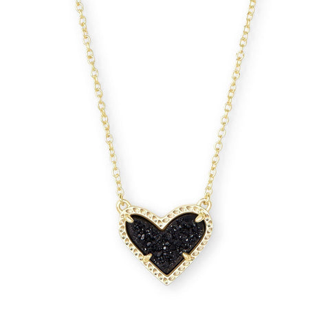 Chic Heart Pendants: Trendy Necklaces for Every Style-Black-6
