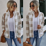 LOVEMI - Lovemi - Plaid zipper pocket women plush jacket