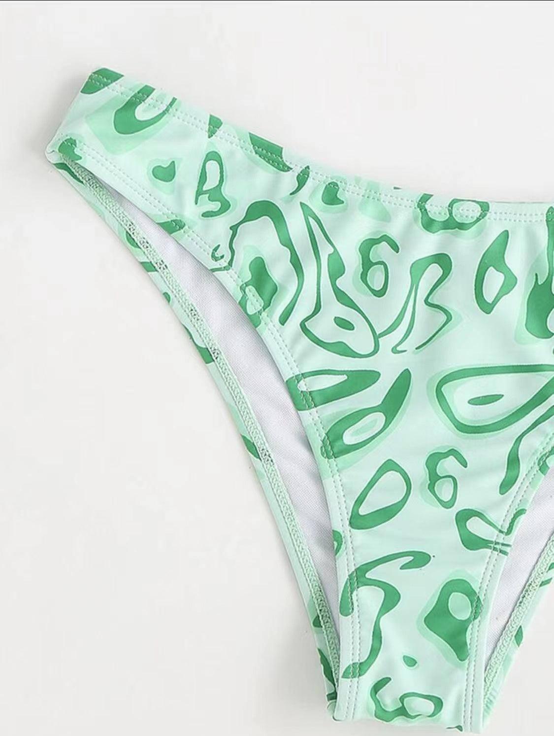 Trendy Green Paisley Bikini Set for Stylish Beach Outfits-7